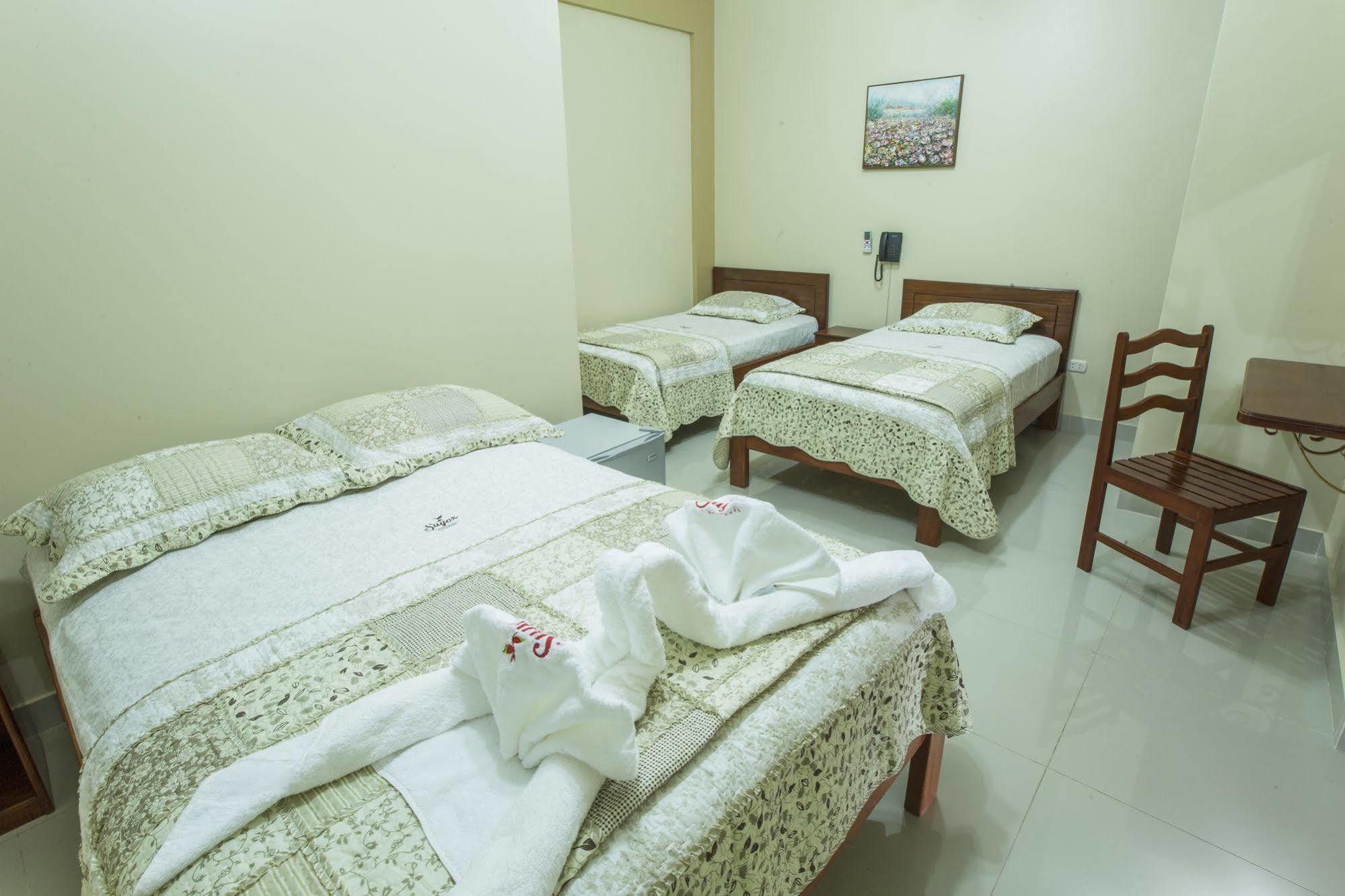 Hotel Suyox Тарапото Экстерьер фото