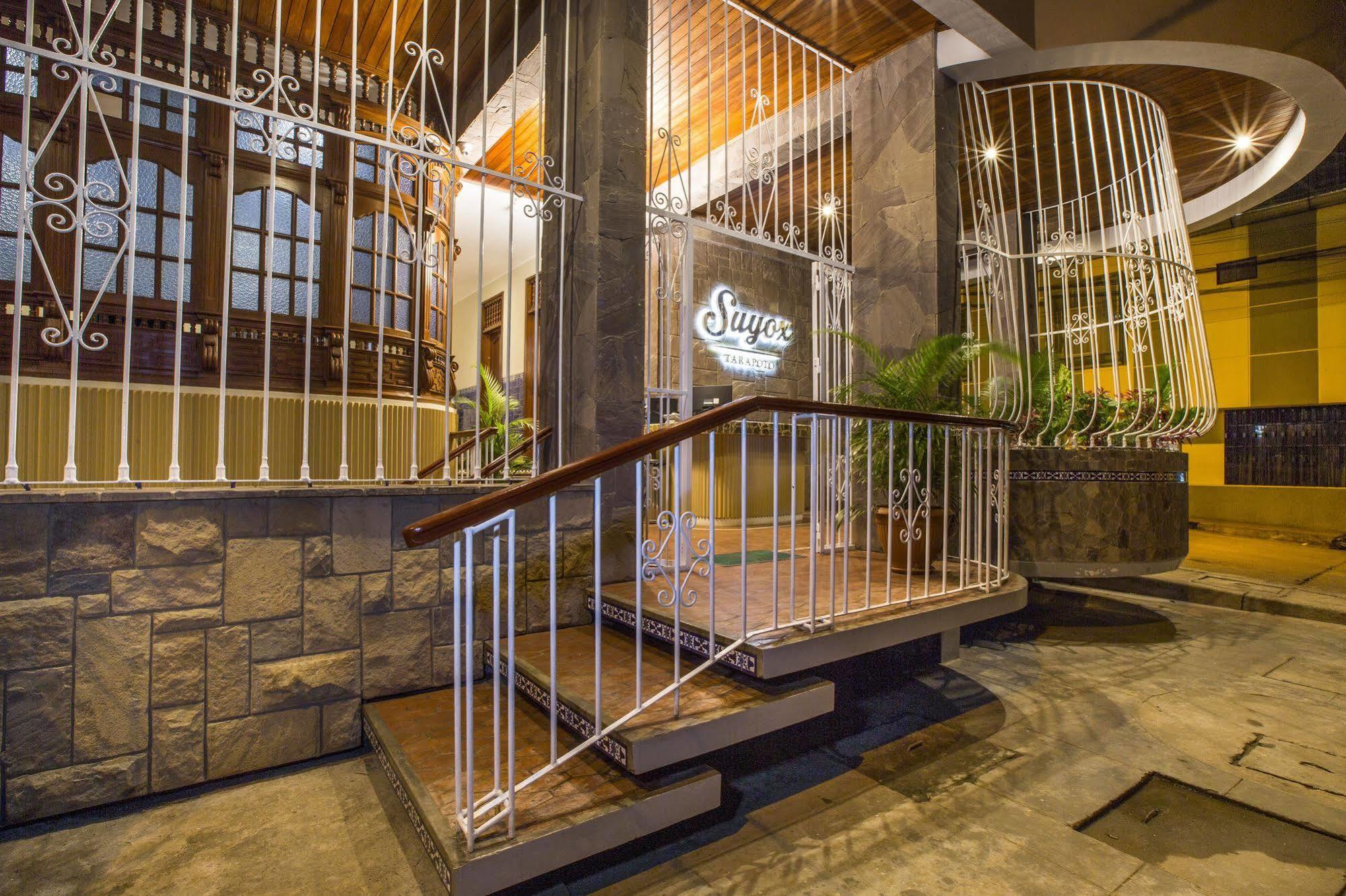 Hotel Suyox Тарапото Экстерьер фото